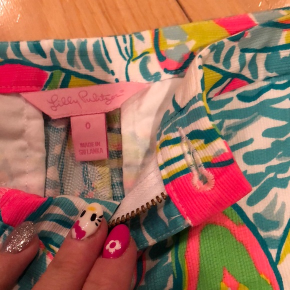 Lilly Pulitzer Ugotta regatta Adie shorts size 0 - Picture 2 of 4